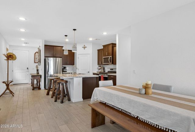 40415 W SUNLAND Drive, Maricopa, AZ 85138