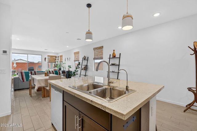 40415 W SUNLAND Drive, Maricopa, AZ 85138