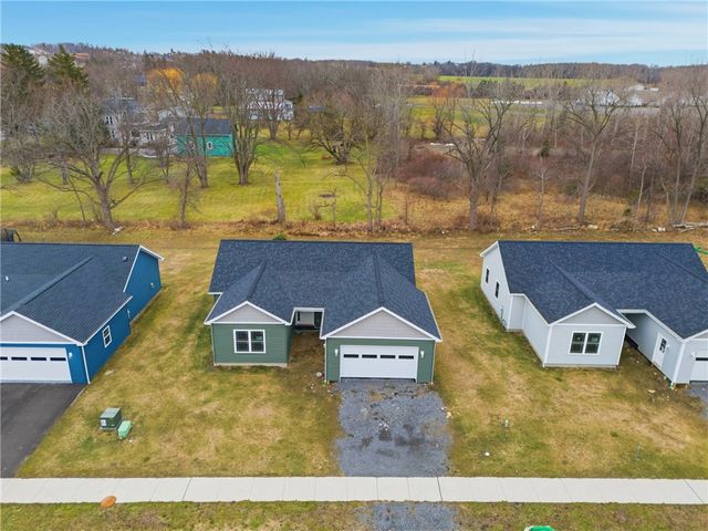 2008 Mae's Landing, Canandaigua Town, NY 14424