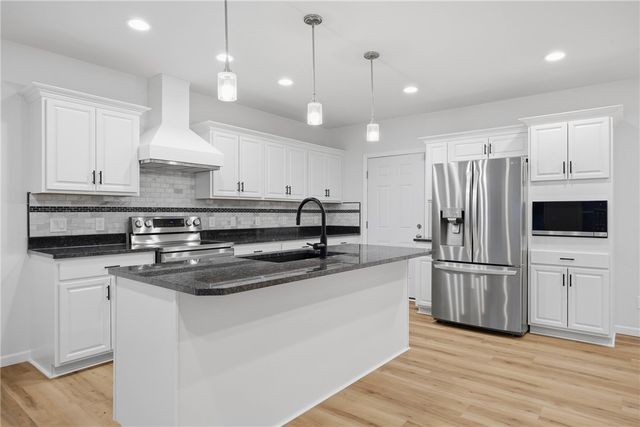 2008 Mae's Landing, Canandaigua Town, NY 14424