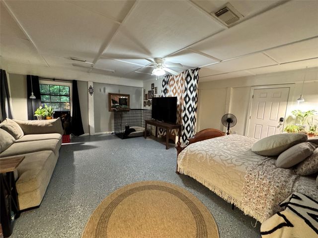 877 Fm 2665, Goodrich, TX 77335