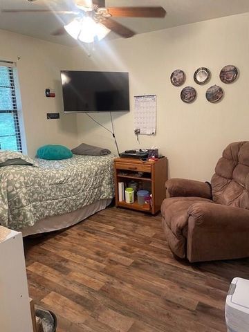 877 Fm 2665, Goodrich, TX 77335