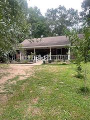 877 Fm 2665, Goodrich, TX 77335