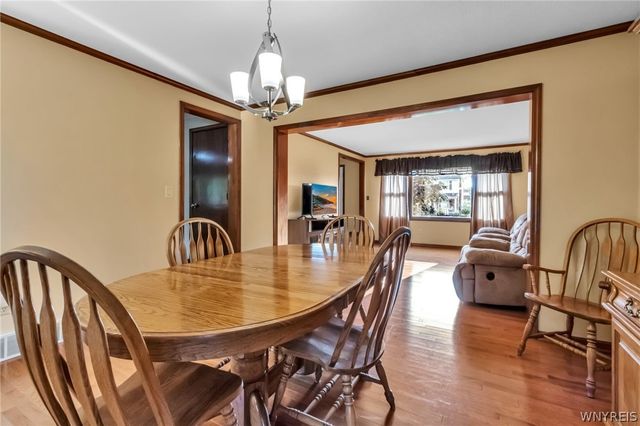 58 Cedar Ridge Drive, West Seneca, NY 14224