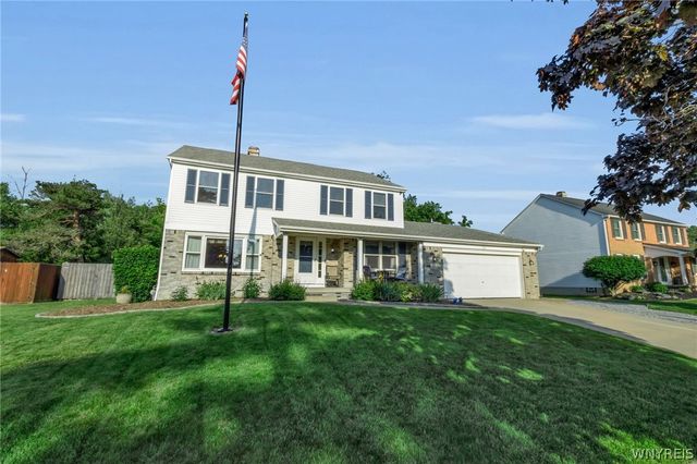58 Cedar Ridge Drive, West Seneca, NY 14224