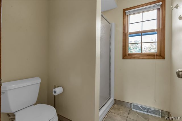 58 Cedar Ridge Drive, West Seneca, NY 14224