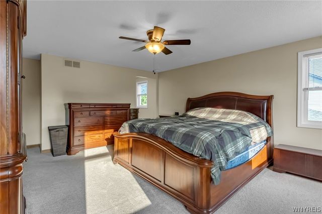 58 Cedar Ridge Drive, West Seneca, NY 14224