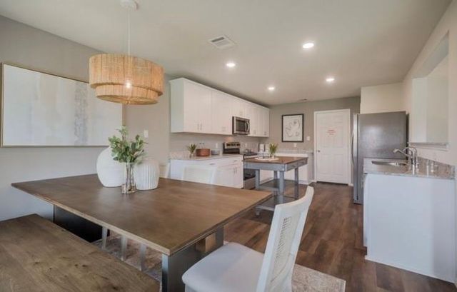 410 Kinglet Drive, Conroe, TX 77378