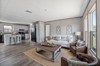 147 Lark Meadow Drive, Runaway Bay, TX 76426