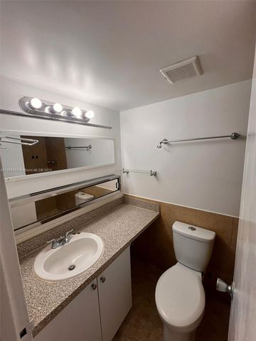 1800 Sans Souci Blvd 106, North Miami, FL 33181
