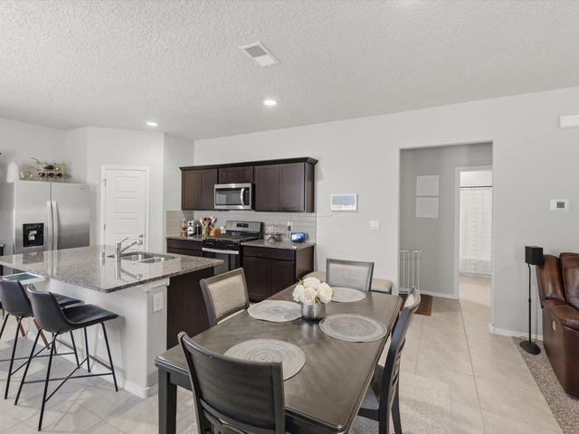 3179 Kunzita Street SE, Rio Rancho, NM 87124
