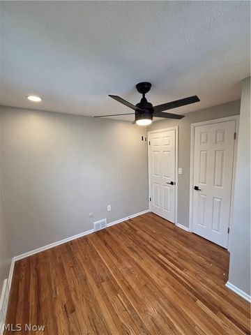 35821 Meyer Avenue, Eastlake, OH 44095