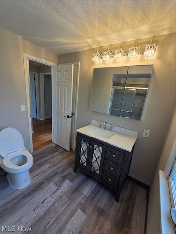 35821 Meyer Avenue, Eastlake, OH 44095