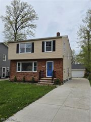 35821 Meyer Avenue, Eastlake, OH 44095