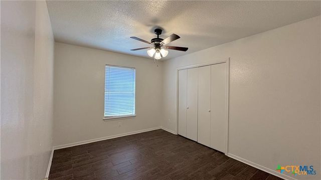 727 Royal Street 709,711,717,719,725 & 727, Salado, TX 76571