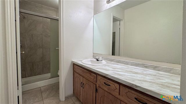 727 Royal Street 709,711,717,719,725 & 727, Salado, TX 76571