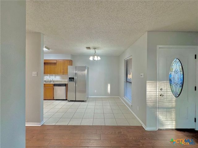 727 Royal Street 709,711,717,719,725 & 727, Salado, TX 76571