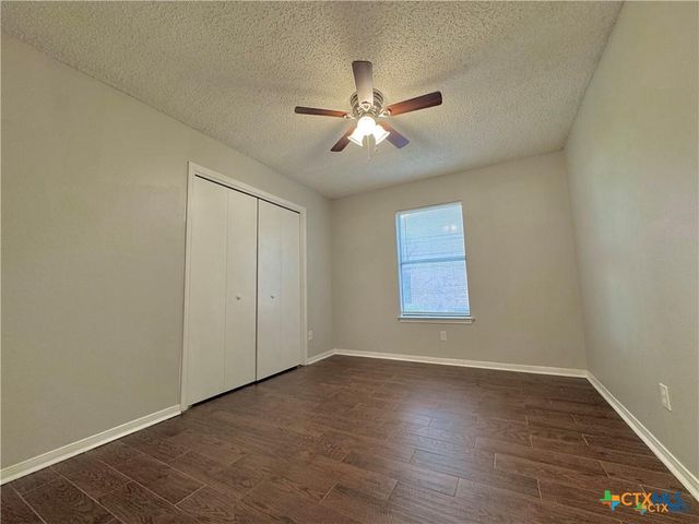 727 Royal Street 709,711,717,719,725 & 727, Salado, TX 76571