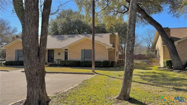 727 Royal Street 709,711,717,719,725 & 727, Salado, TX 76571