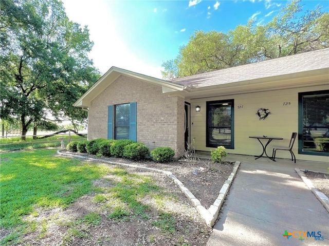 727 Royal Street 709,711,717,719,725 & 727, Salado, TX 76571