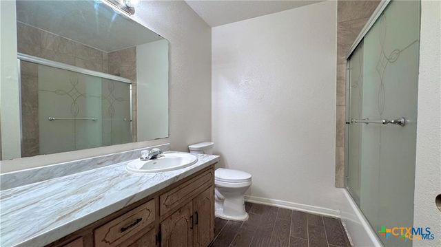 727 Royal Street 709,711,717,719,725 & 727, Salado, TX 76571