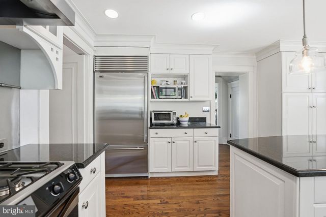 2820 FRANKLIN RD, Arlington, VA 22201