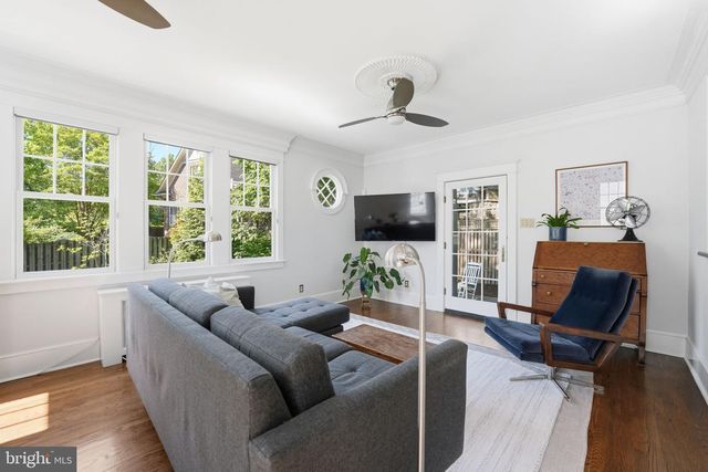 2820 FRANKLIN RD, Arlington, VA 22201