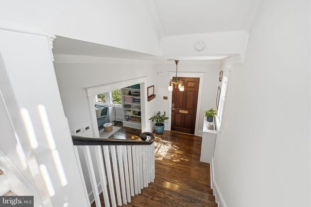 2820 FRANKLIN RD, Arlington, VA 22201