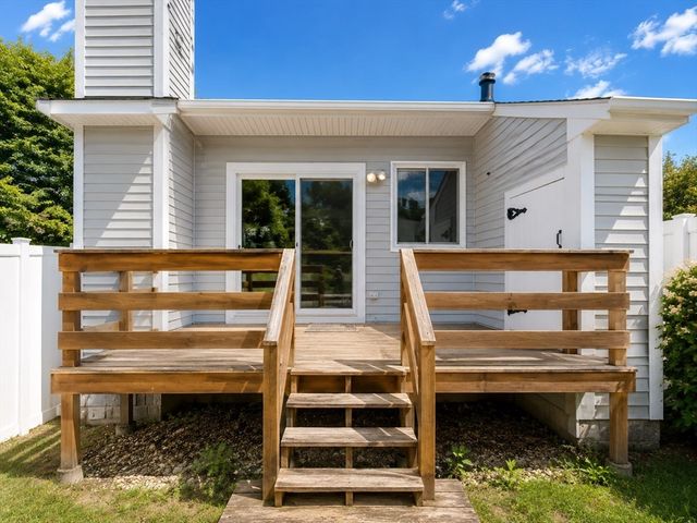 203 Lake St 36, Weymouth, MA 02189