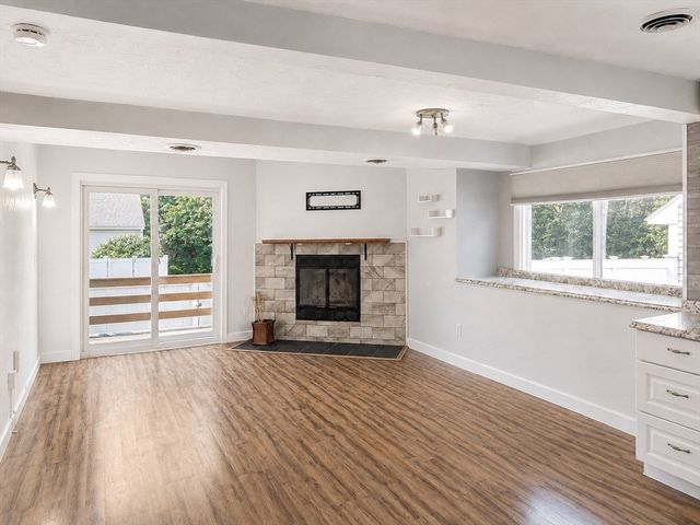 203 Lake St 36, Weymouth, MA 02189