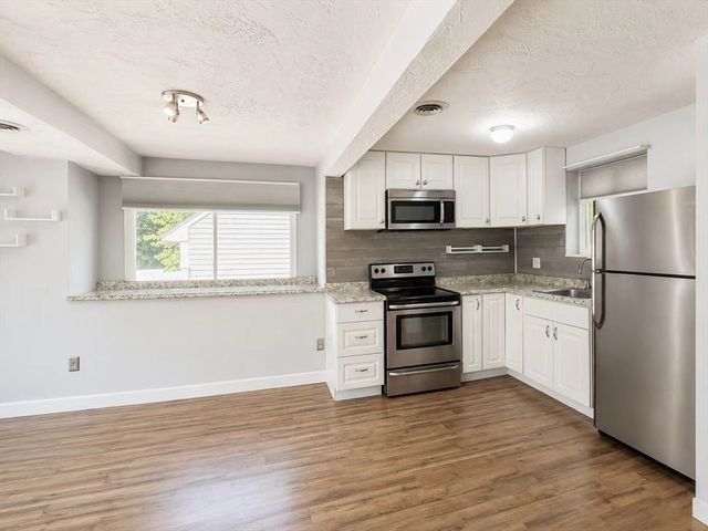203 Lake St 36, Weymouth, MA 02189