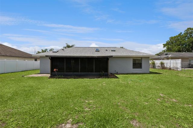 942 WINDBROOK DRIVE, Deltona, FL 32725