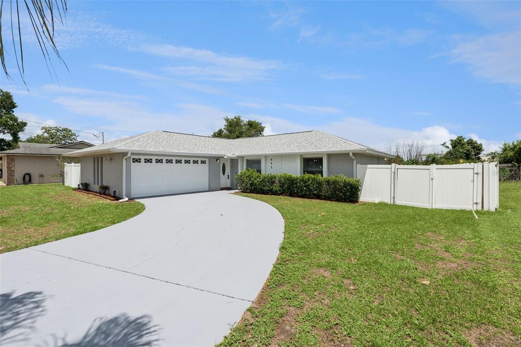 942 WINDBROOK DRIVE, Deltona, FL 32725