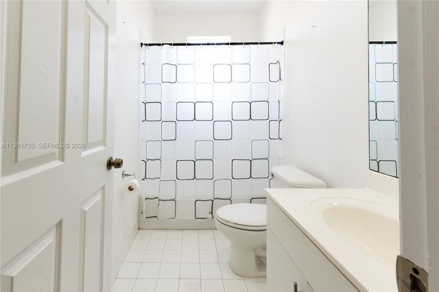 10856 SW 247th St, Homestead, FL 33032