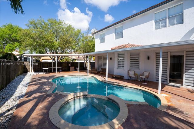 10856 SW 247th St, Homestead, FL 33032