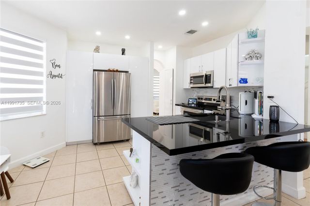 10856 SW 247th St, Homestead, FL 33032