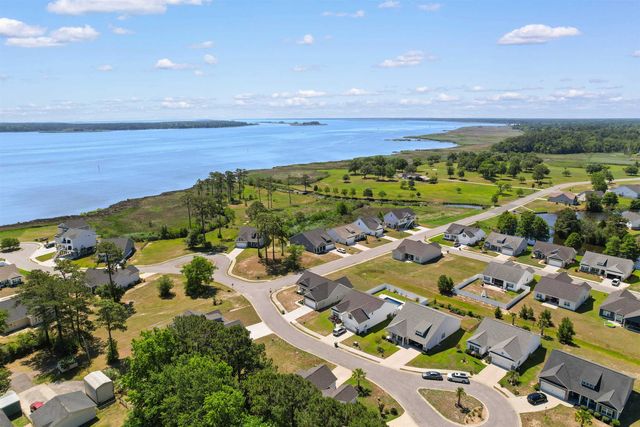 408 Two Rivers Rd., Georgetown, SC 29440