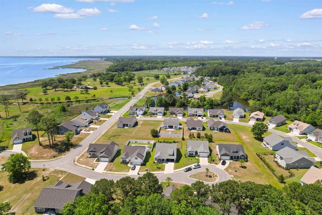 408 Two Rivers Rd., Georgetown, SC 29440