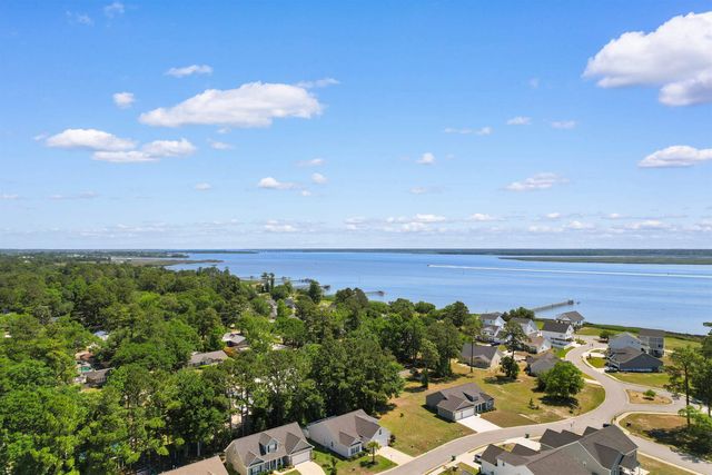 408 Two Rivers Rd., Georgetown, SC 29440