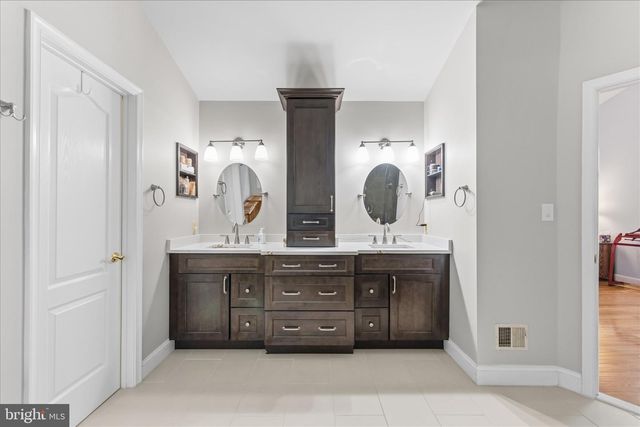 43932 TAVERN DR, Ashburn, VA 20147