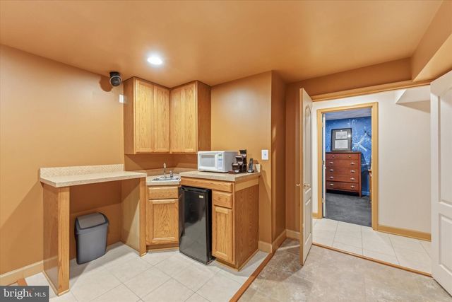 43932 TAVERN DR, Ashburn, VA 20147