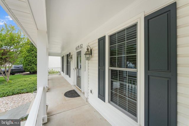43932 TAVERN DR, Ashburn, VA 20147