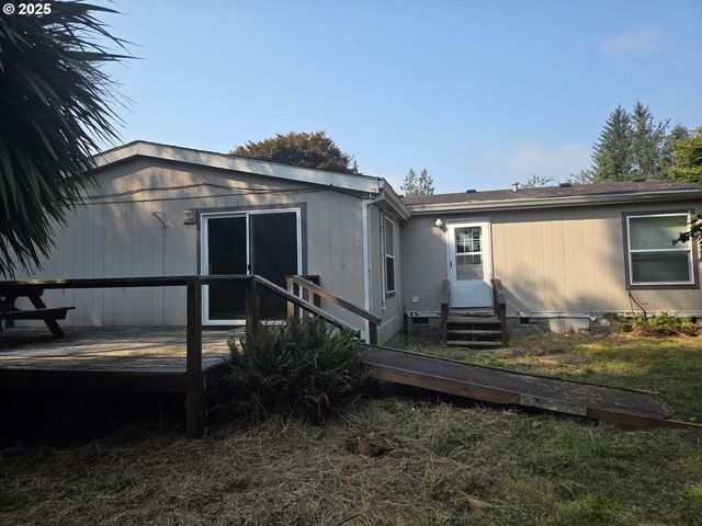 9225 MILL CREEK Rd, Tillamook, OR 97141