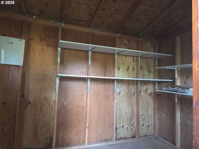 9225 MILL CREEK Rd, Tillamook, OR 97141