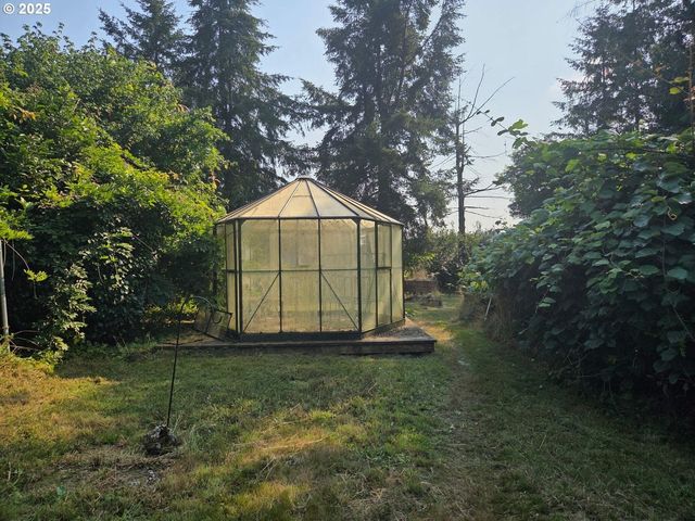 9225 MILL CREEK Rd, Tillamook, OR 97141