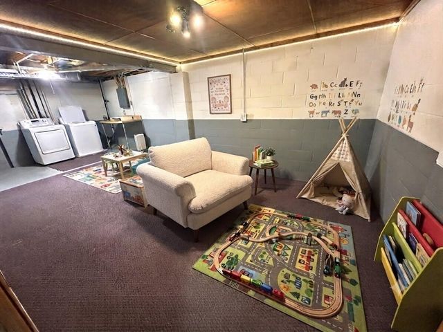 3325 Paradise Avenue, Hilliard, OH 43026