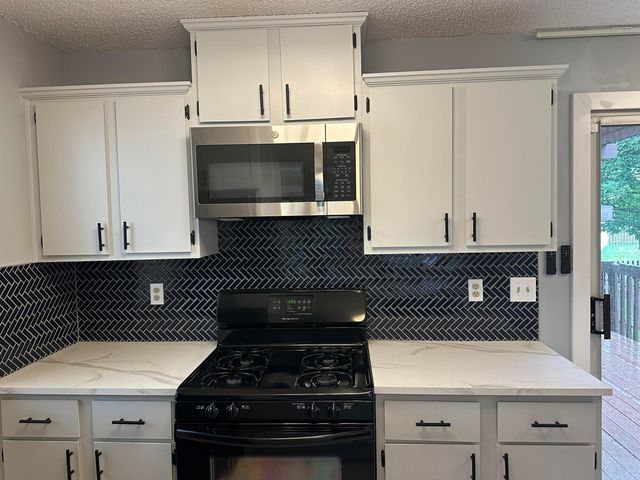 3325 Paradise Avenue, Hilliard, OH 43026