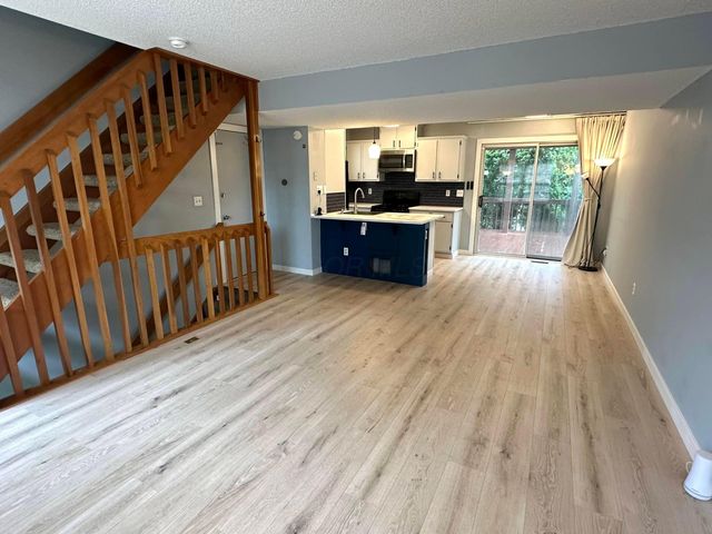 3325 Paradise Avenue, Hilliard, OH 43026