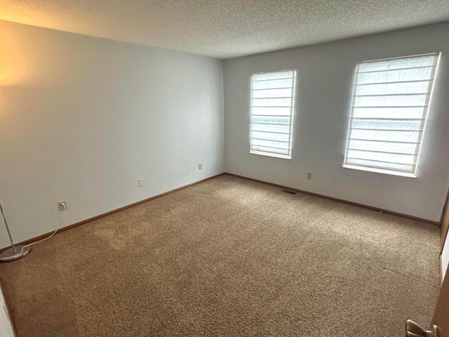 3325 Paradise Avenue, Hilliard, OH 43026
