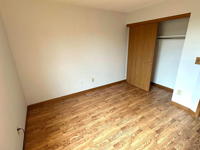 3325 Paradise Avenue, Hilliard, OH 43026